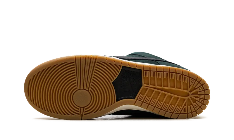 Nike SB Dunk Low Pro “Deep Fir” (FJ1674-300)