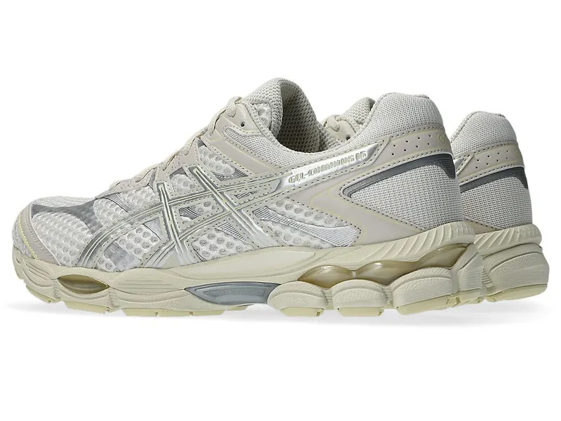 ASICS GEL-CUMULUS 16 “Cream / Pure Silver” (1203A733-107)