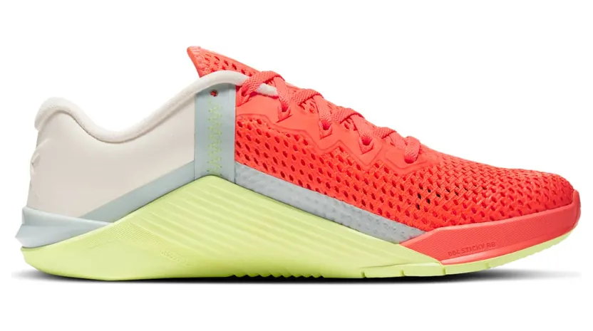 nike-metcon AT3160-800
