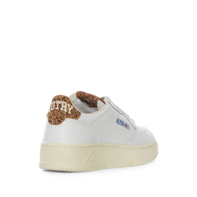 Autry Leather “White” (AULW HJ02)
