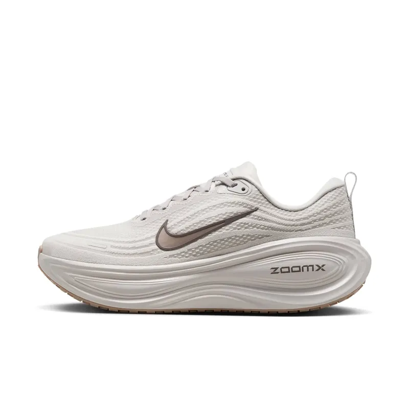 Nike Vomero Plus College Grey Light Iron Ore Gum (HV8150-005)