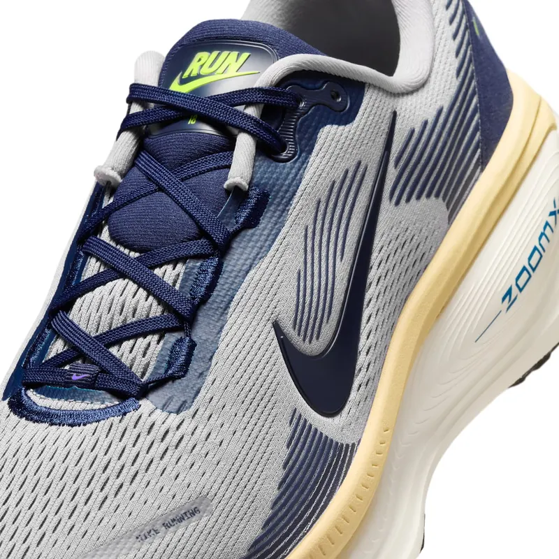 nike-vomero-18 IR1812-012