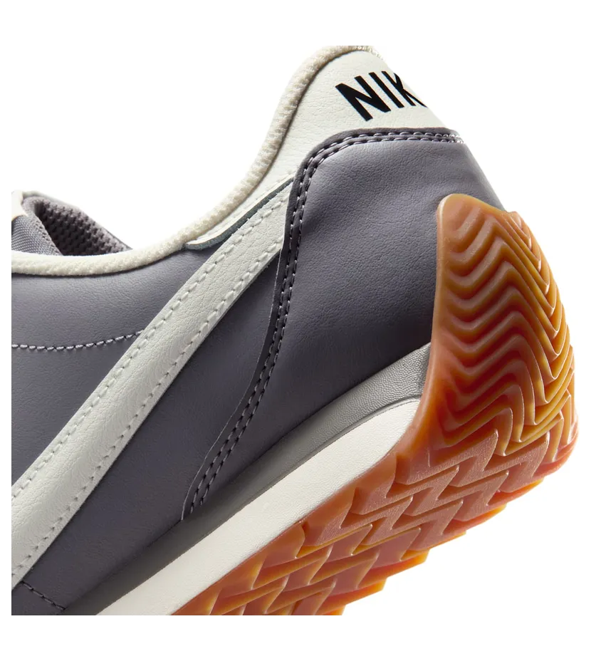 nike-sneaker HV6430-004