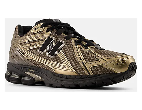 New Balance 1906R “Bronze”: metallic glans voor je rotation (4)