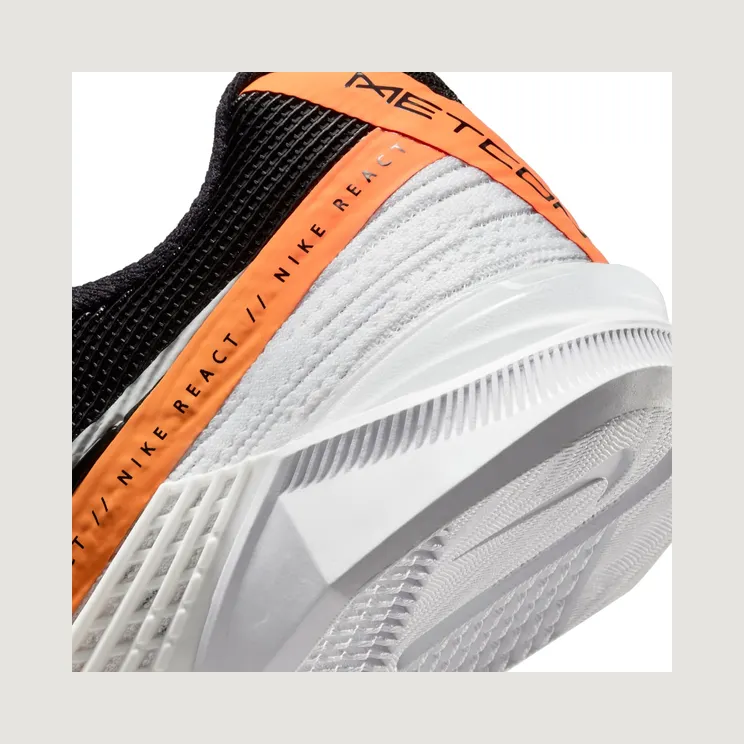 nike-metcon CT1243-083