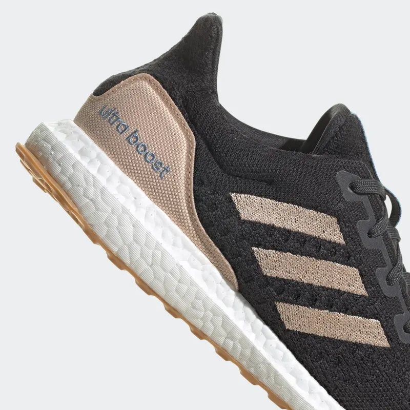 Adidas Ultraboost Uncaged LAB Carbon / Halo Blush / Ambient Sky (GX3977)