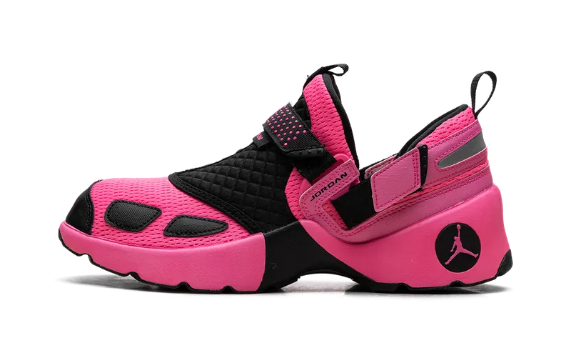 Air Jordan Trunner LX “Pink Blast” (HQ2164-600)