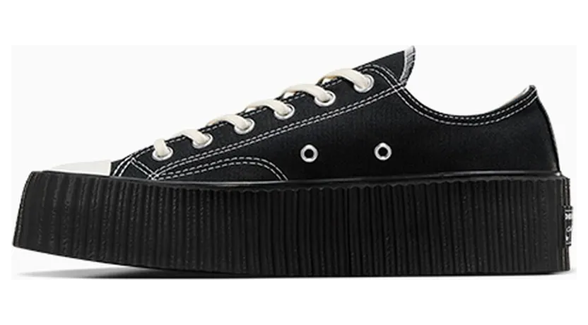 converse-chuck-taylor-all-star A12424C