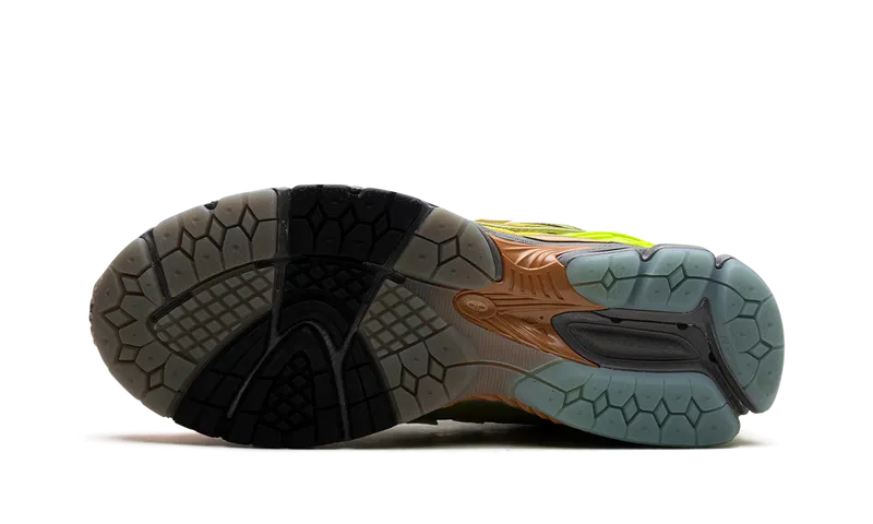 New Balance 1906R “Action Bronson – Scorpius” (M1906RBR)