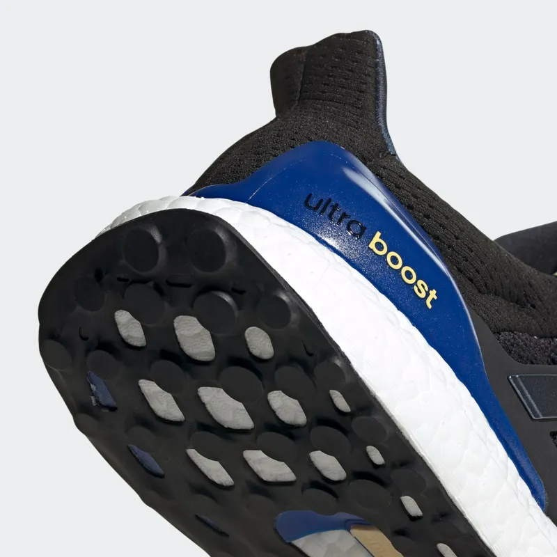 adidas Ultraboost DNA Core Black / Core Black / Glory Mint (FZ3609)