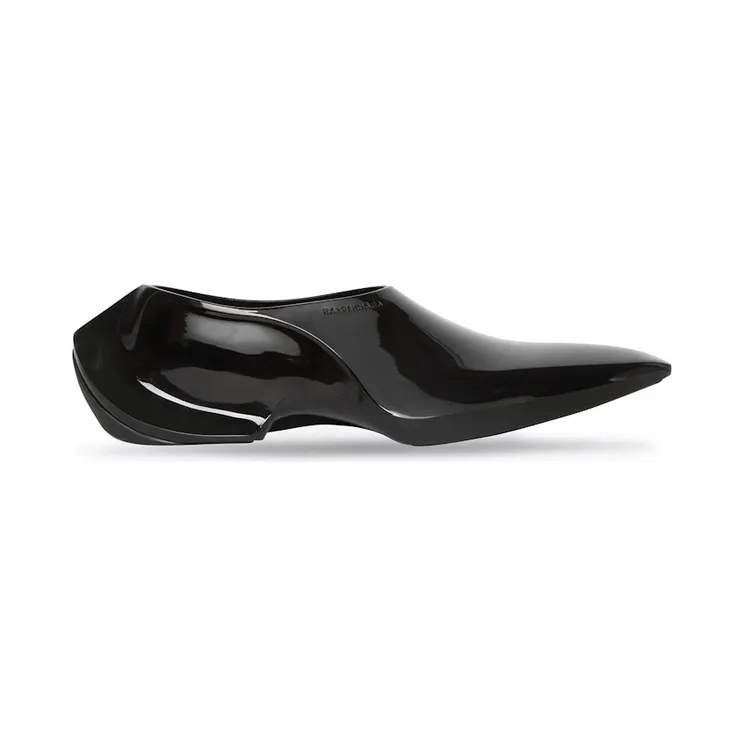 Balenciaga Space Shoe Shiny Black (689242W0FOC1000)