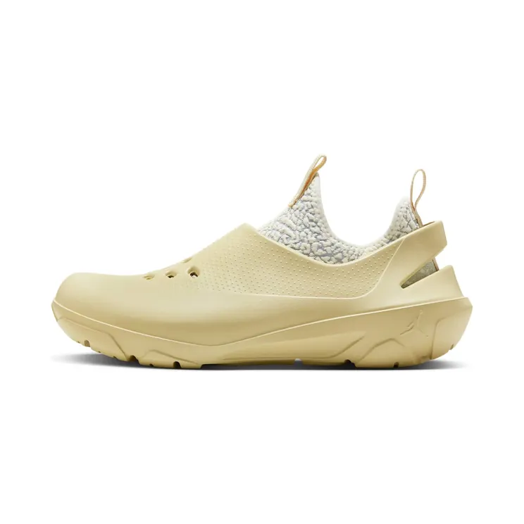 Jordan System.23 Team Gold (DN4890-700)