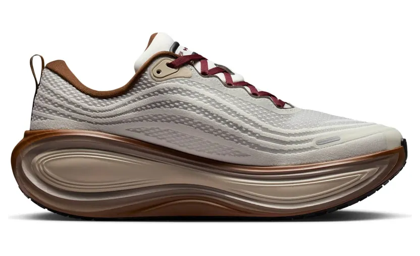 nike-vomero-plus IO4482-100