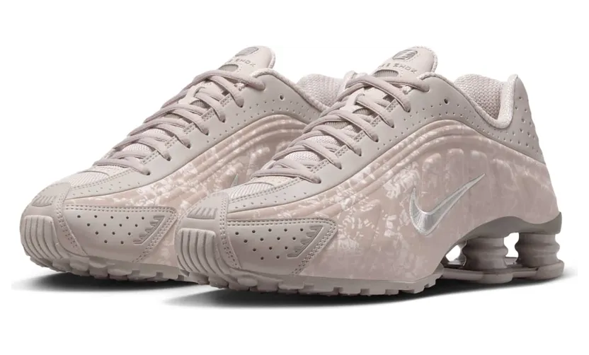 nike-shox HV0934-001