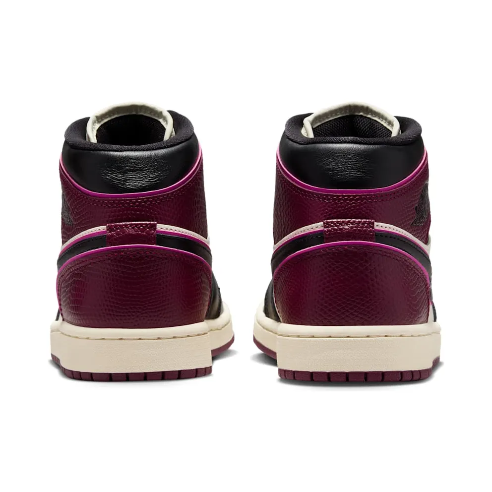 Air Jordan 1 “Bordeaux” (FQ7818-101)