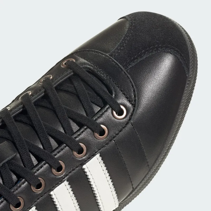 Adidas Samba 62 Core Black / Cloud White / Blue Bird (IH8603)