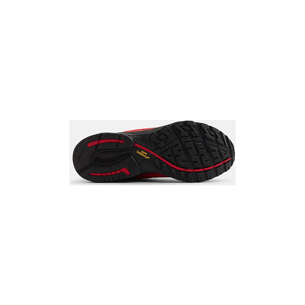 New Balance 993 “MiUSA Red Black” (U9935CX)