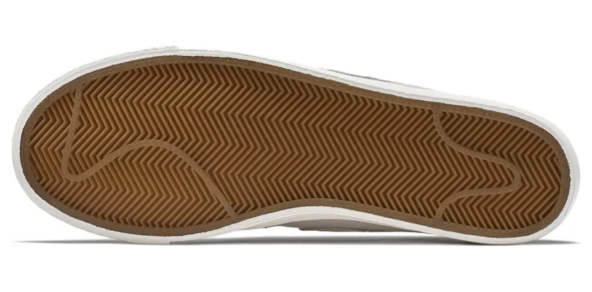 nike-sb AH3370-002