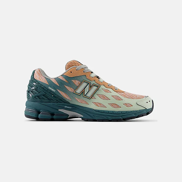 New Balance U1906WFB (multi) – U1906WFB