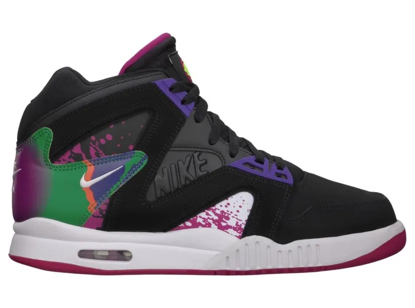 Nike Air Tech Challenge Hybrid Black OG