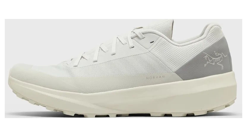 Arc´teryx NORVAN LD 4 White