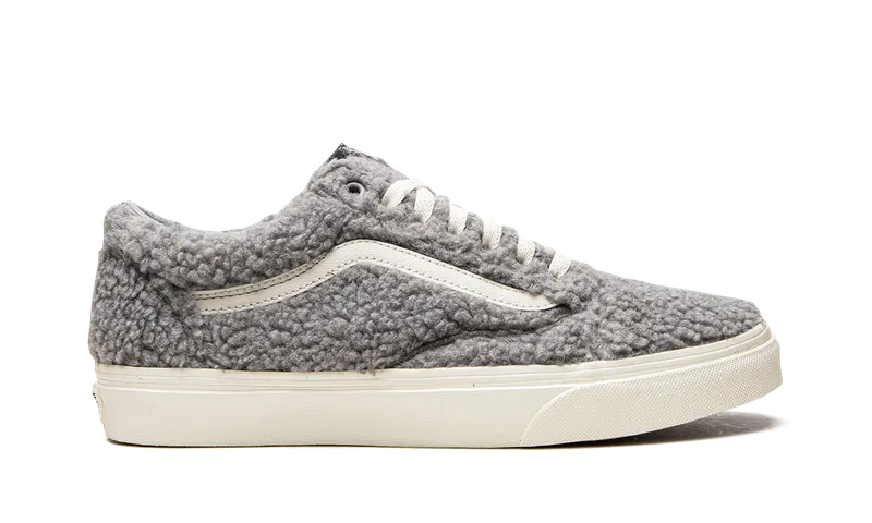 Vans Old Skool “Cozy Hug – Grey” (VN0005UAKAQ)