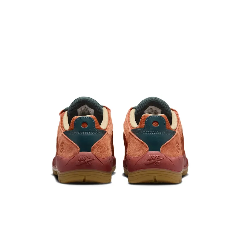 Nike SB Vertebrae “Dark Russet” (FZ4878-200)
