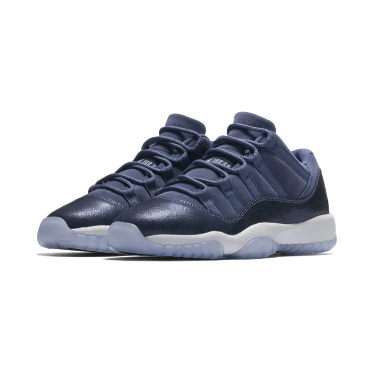 Air Jordan 11 Retro Low GG Blue Moon (580521-408)