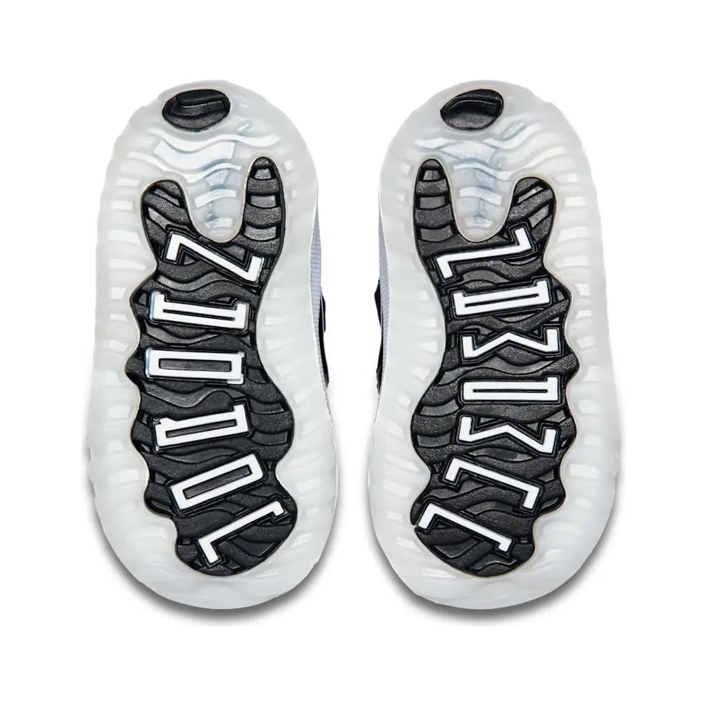 Jordan 11 Retro Low Black Metal Silver White (505836-010)