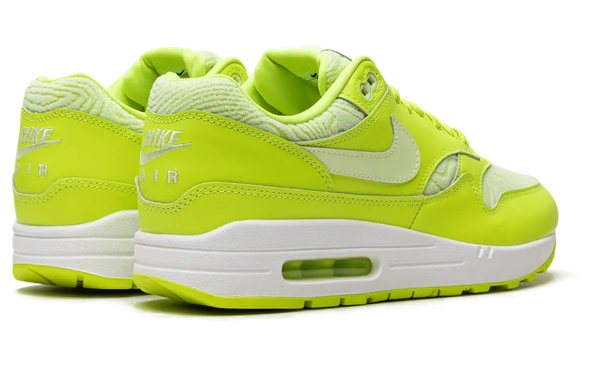 nike-air-max FN6832-702