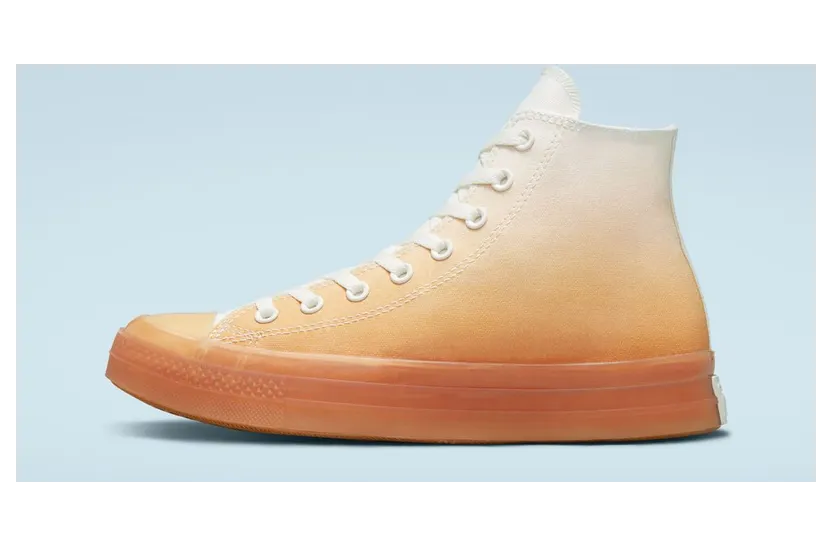 converse-chuck-taylor-all-star A01687C