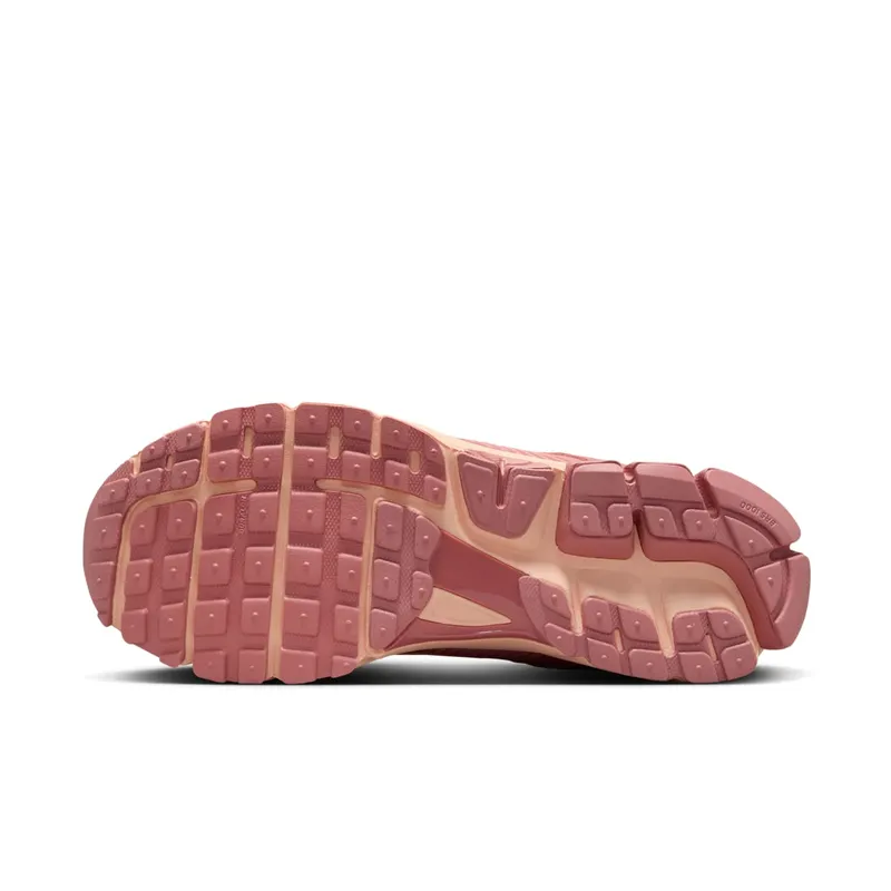 Nike Zoom Vomero 5 “Red Starburst” (HF1553-600)