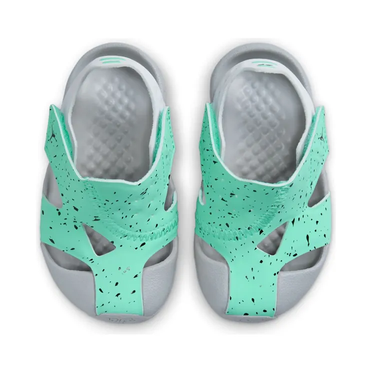 jordan-flare CI7850-302