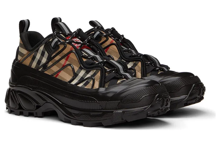 Burberry Black & Beige Arthur Check Sneakers (8056921) (4)