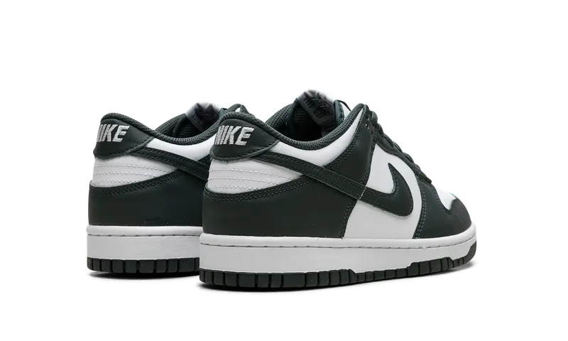 Nike Dunk Low GS “White / Vintage Green” (FB9109-120)