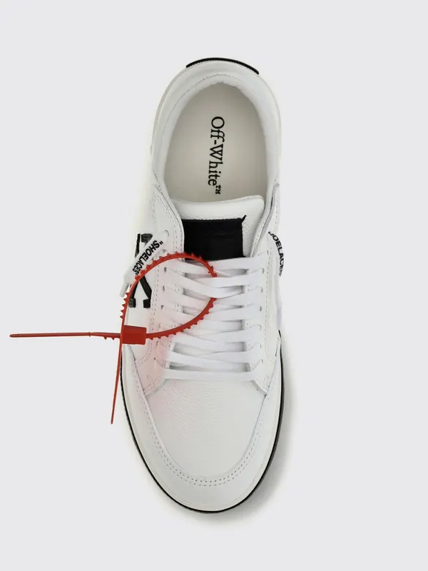 Off-White Vulcanized Grained Calfskin with Arrow Logo White (M293C9L0020110)