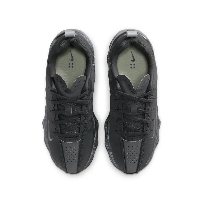 Nike Ava Rover SE GS “Dark Smoke Grey Light Carbon” (HV9220-001)