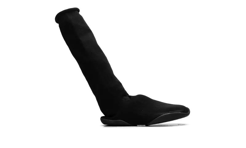 Yzy Pods “Black” (YZYPODS)