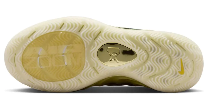 nike-sneaker IO8212-900