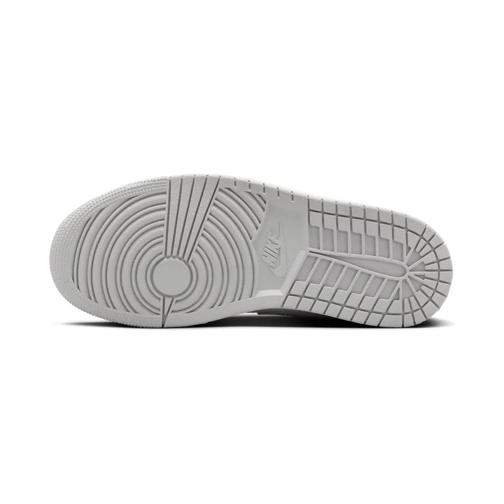 Air Jordan 1 “Light Grey” (DC0774-103)