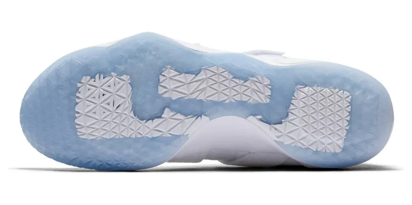 nike-lebron-soldier-11 897644-103