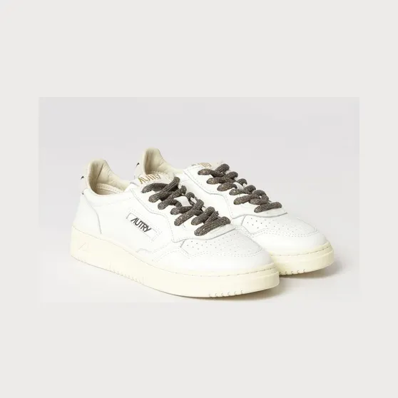 Autry Medalist Low Bicolor Leather Sneakers with Perforated Toe Brown (AULWSW05)