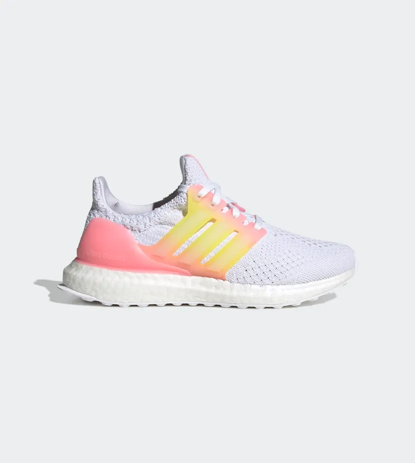 adidas Ultraboost 5.0 DNA Cloud White / Cloud White / Beam Pink (GX9762)