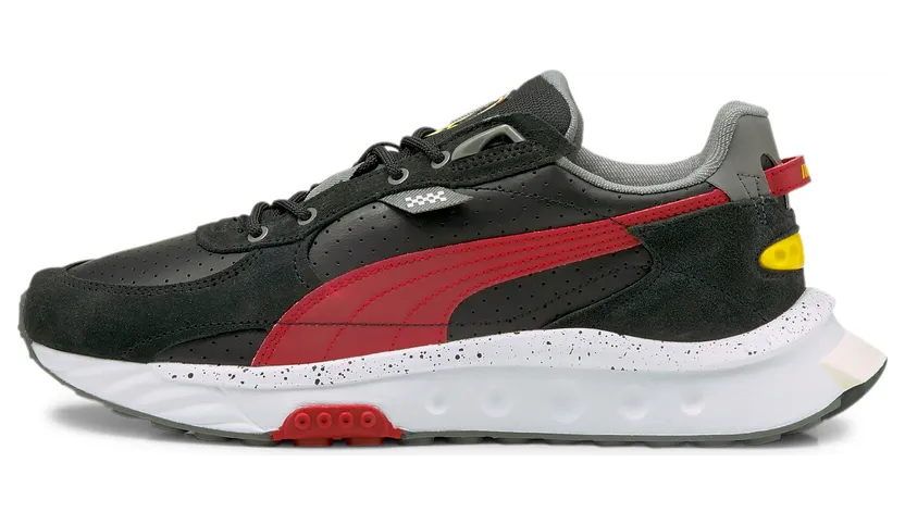 Puma Scuderia Ferrari Wild Rider Rood/Roze/Zwart (306937-01)