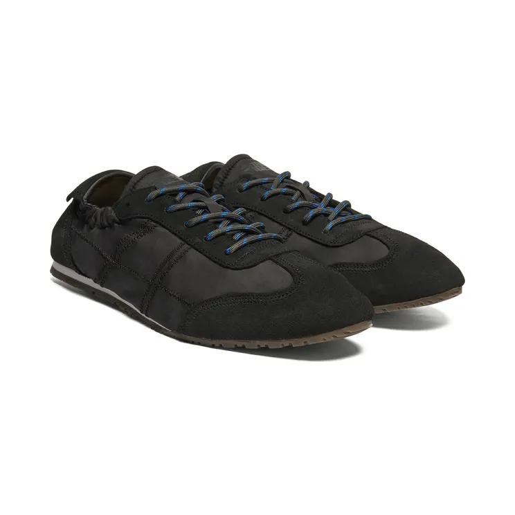 onitsuka-tiger-sneaker 1183C541-001