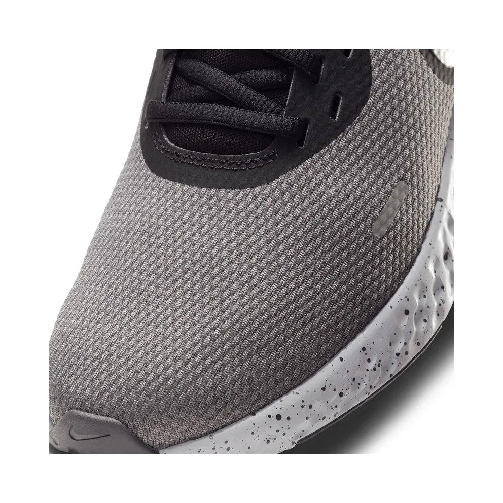 Nike Revolution 5 Premium Black Chrome (CV0159-001)