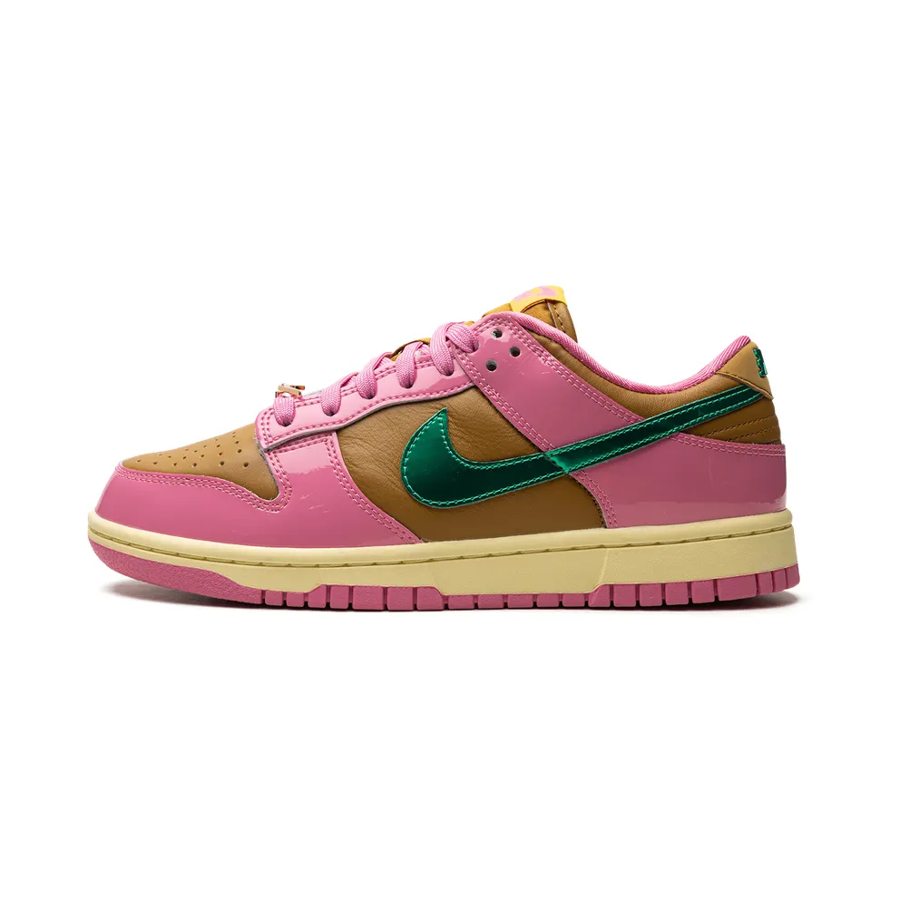 Nike DUNK LOW “Parris Goebel” (FN2721-600)