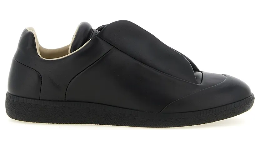 Maison Margiela Future “Black” (S57WS0561P7573T8013)