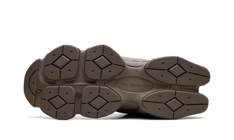 New Balance 9060 “Chestnut” (U9060IWD)