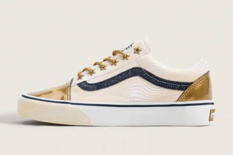 KPop Demon Hunters x Vans Old Skool (VN000ECUGLD)